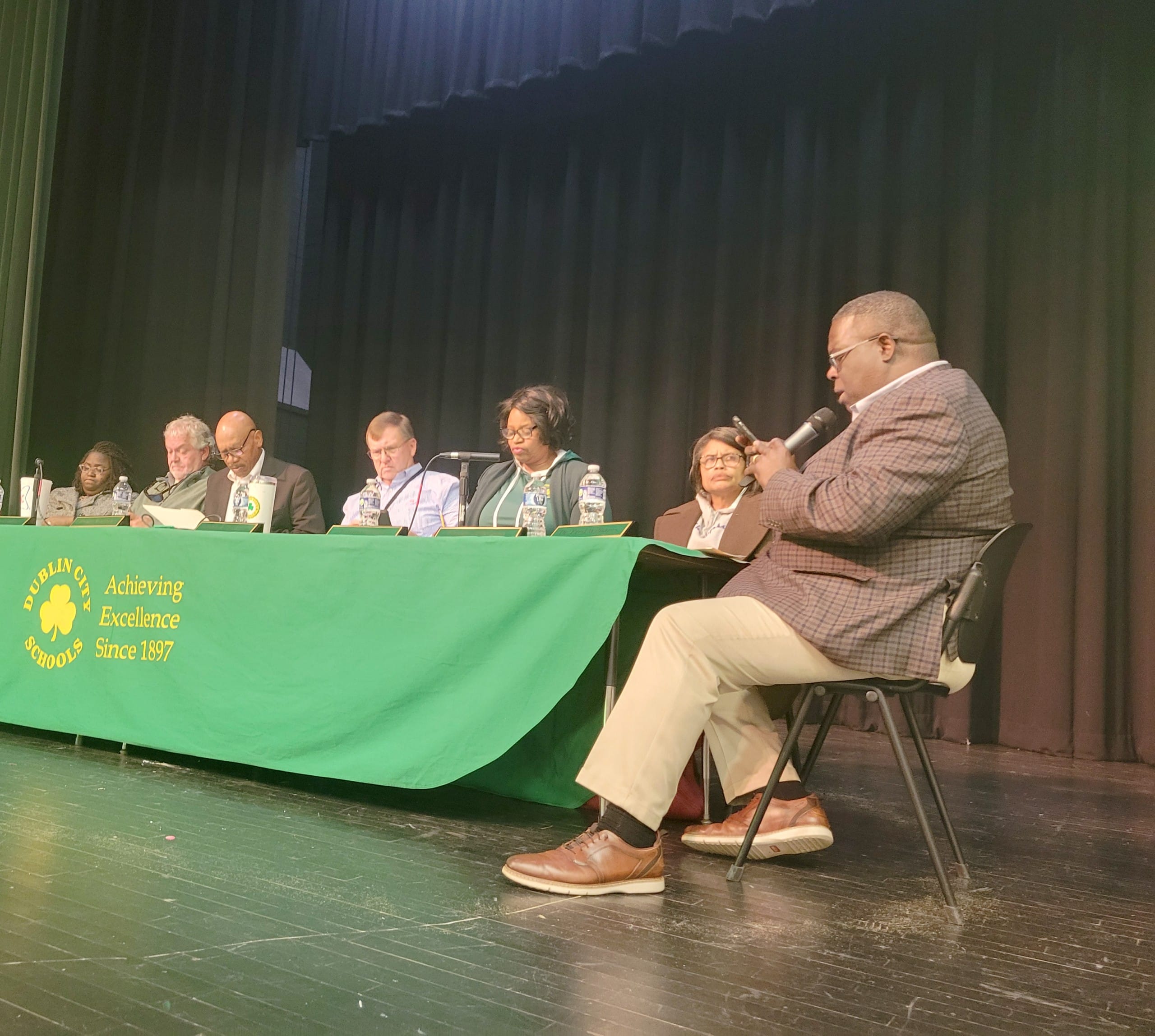 Dublin school board begins search for new superintendent